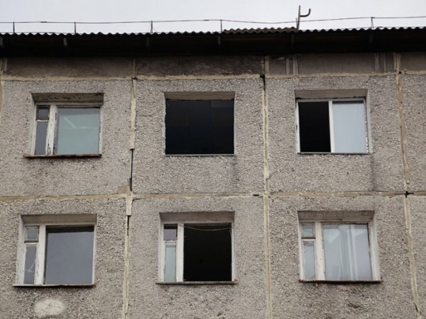 Три случая выпадения детей из окон жилых домов зафиксировано за неделю в Якутии