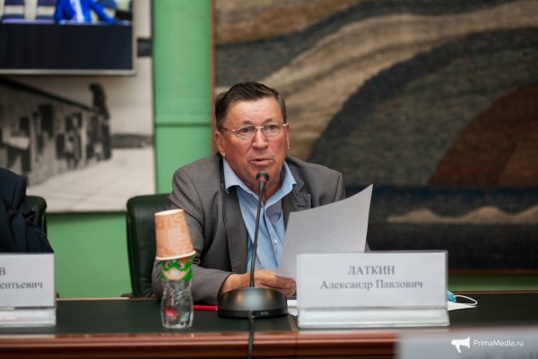 12 разгневанных мужчин. Обсуждение нацпрограммы развития ДВ прошло во Владивостоке 