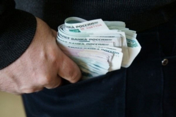 Более 400 тысяч рублей из бюджета потратил глава наслега в Якутии на ремонт своего склада