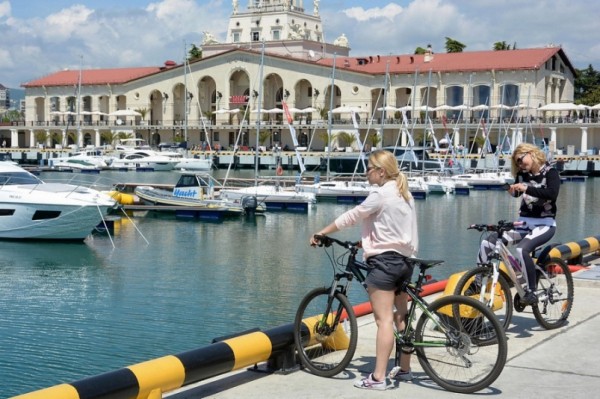 "Полный аншлаг": на курортах Кубани отели на лето забронированы уже на 90%