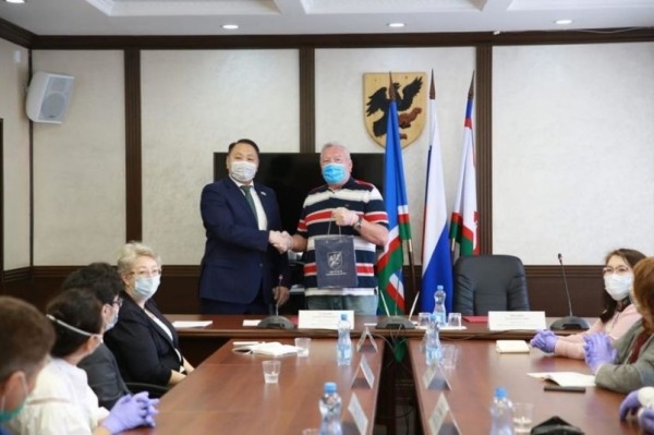 Общественная палата и Якутская городская Дума подписали соглашение о сотрудничестве