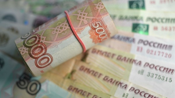 Москвичи сократили расходы в пандемию на 41 тысячу рублей 